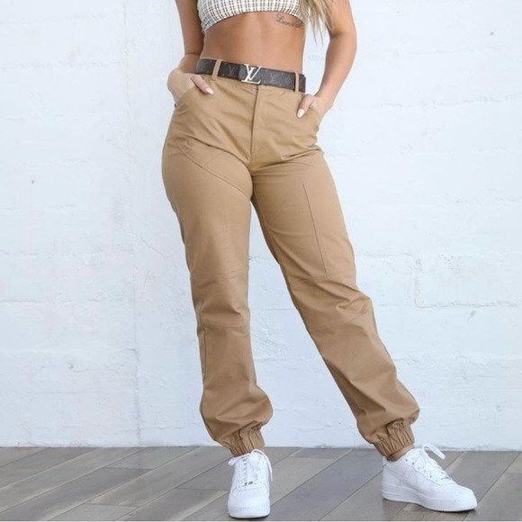 ❌SOLD❌Tiger Mist Cargo Pants - Picture 4 of 7